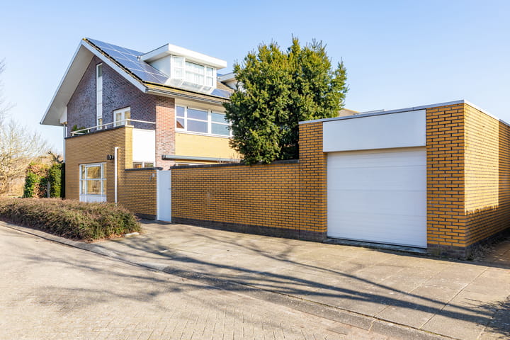 Foto 12 van Herfststraat 6