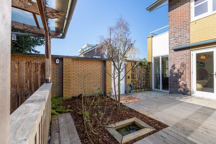 Foto 46 van Herfststraat 6