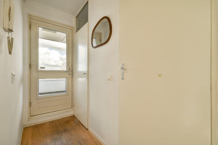 Foto 18 van Van Hogendorpstraat 77-B