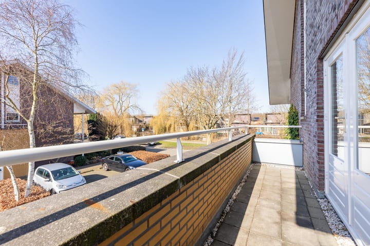 Foto 60 van Herfststraat 6