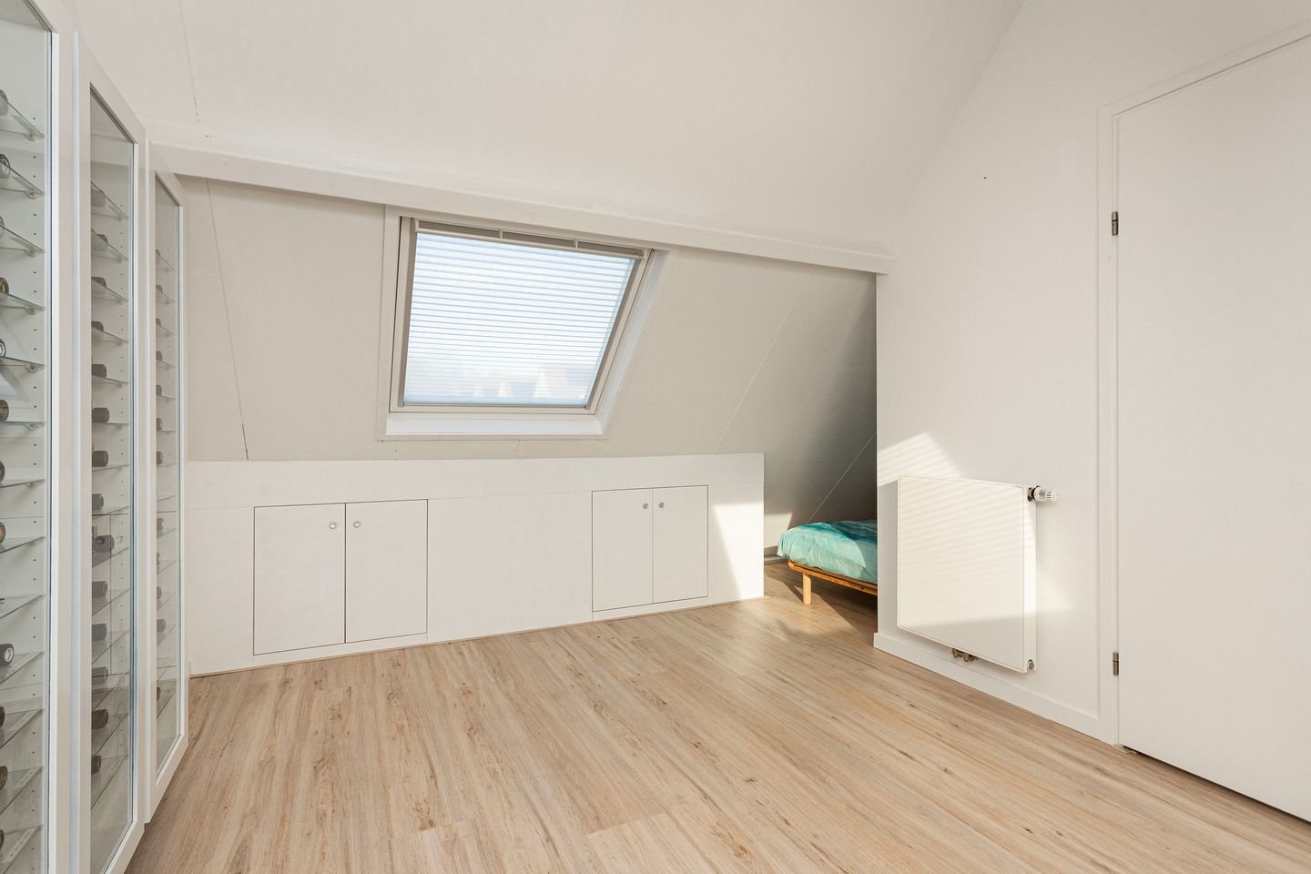 Photo 34 of Valkenkamp 595