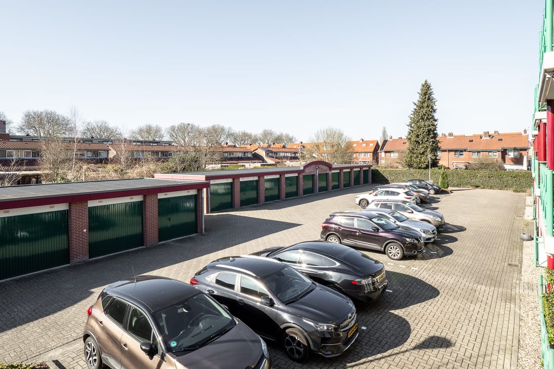 Foto 8 van Elzenstraat 8-20