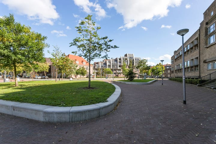 Photo 37 of Geert van Woustraat 11