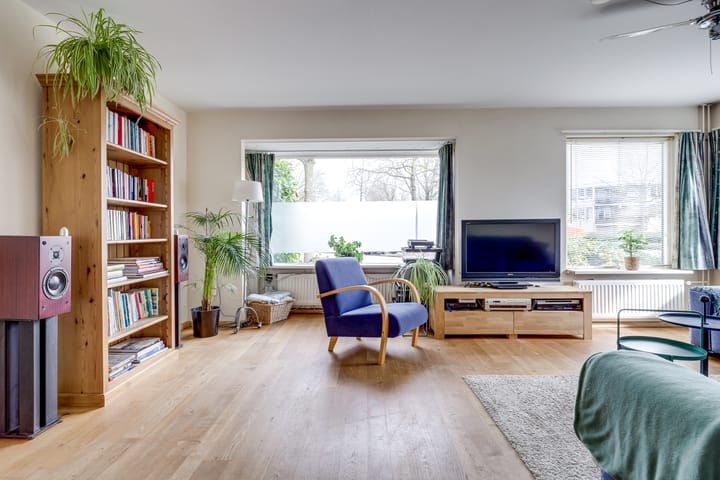 Foto 8 van Vechtensteinlaan 1