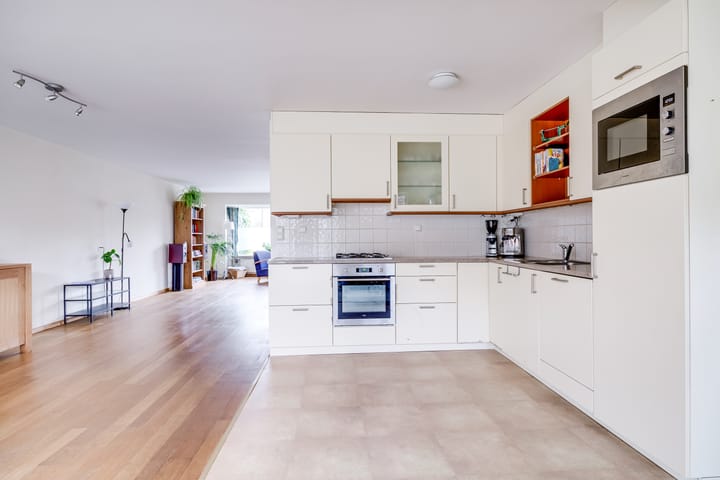 Foto 18 van Vechtensteinlaan 1