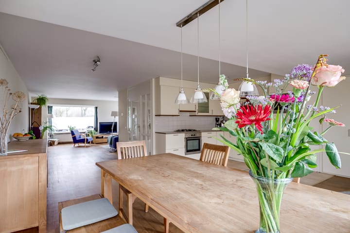 Foto 22 van Vechtensteinlaan 1