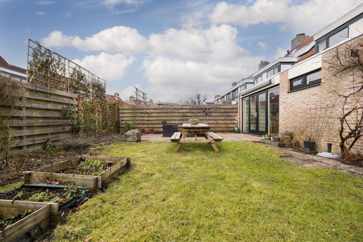 Foto 53 van Vechtensteinlaan 1