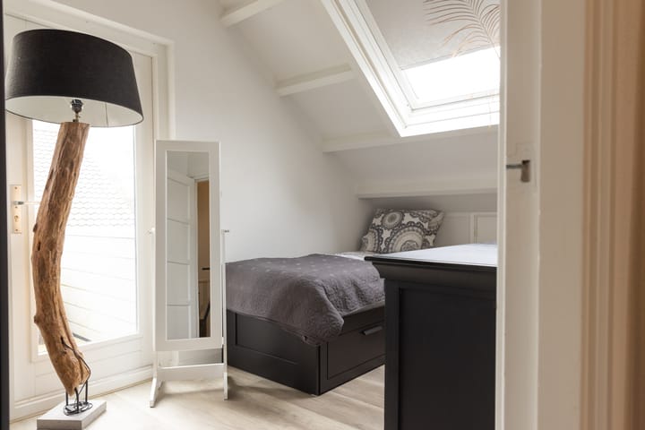 Foto 43 van Burgemeester Overdorpstraat 61