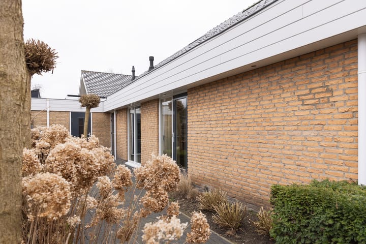 Foto 57 van Burgemeester Overdorpstraat 61