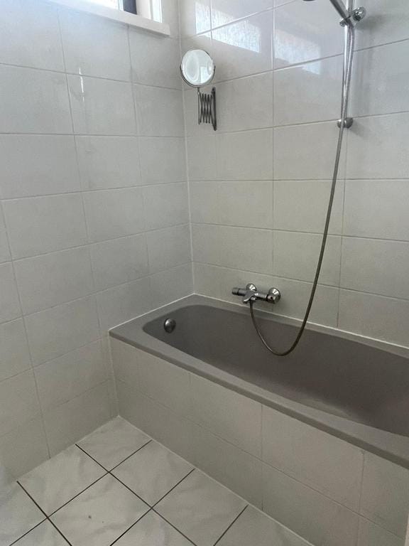 Photo 14 of Stationsweg 182-A