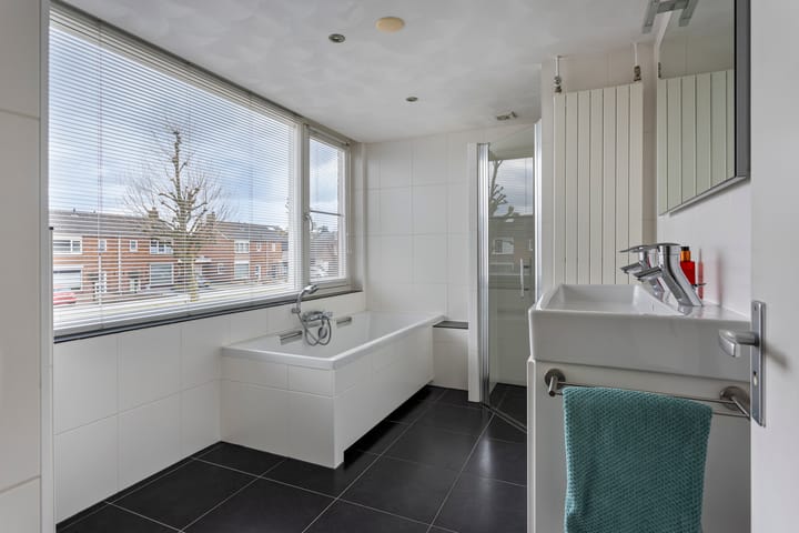 Foto 17 van Hortensiastraat 15