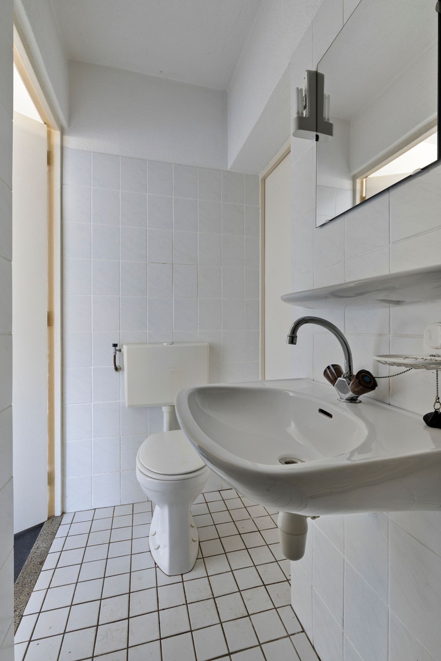 Foto 15 van Dahliastraat 6