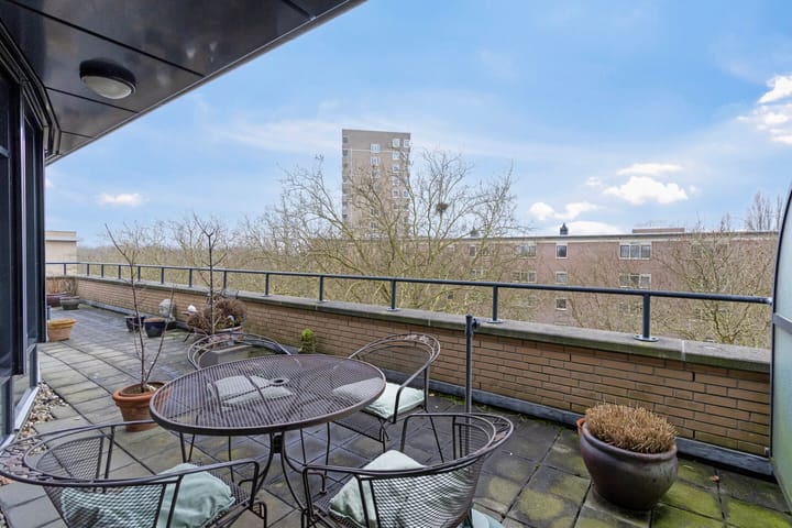 Foto 9 van Pettelaarseweg 190-F