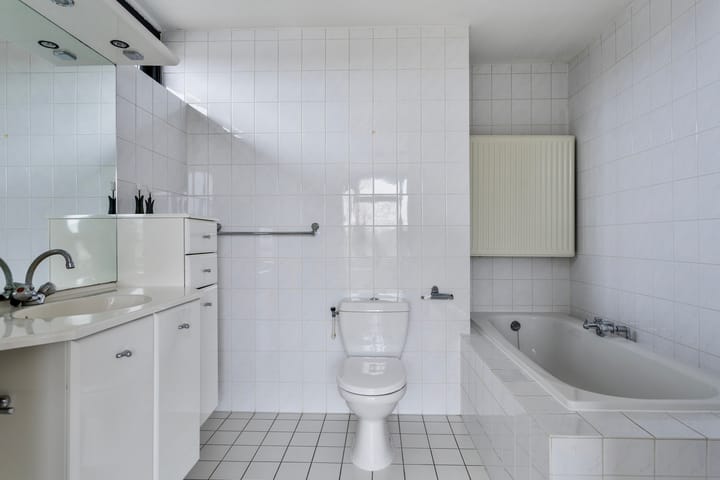 Foto 20 van Pettelaarseweg 190-F