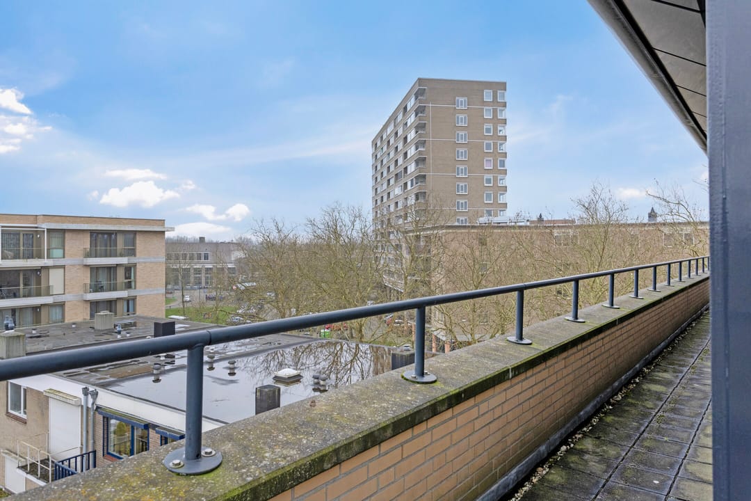 Foto 28 van Pettelaarseweg 190-F