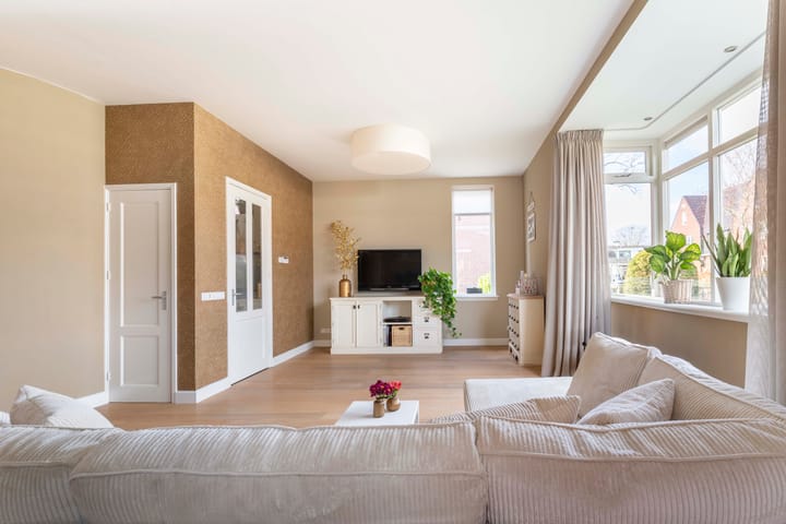 Foto 12 van Raadhuisweg 32