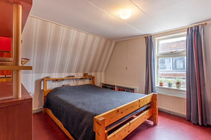 Photo 24 of Nieuweweg 233