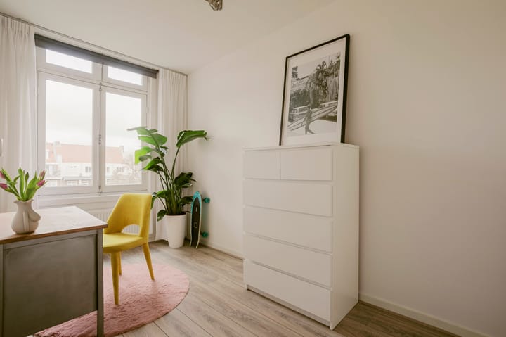 Photo 20 of Sassenheimstraat 54-3