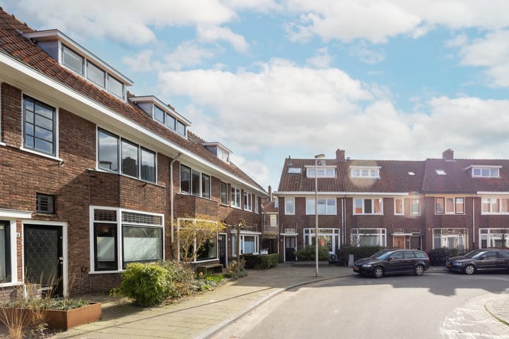 Foto 5 van Byronstraat 46