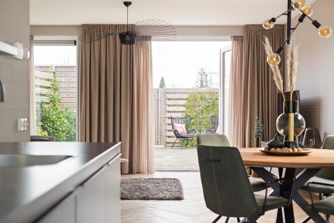 Foto 16 van Venestraat 92