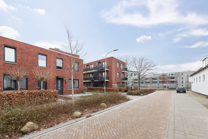 Foto 38 van Venestraat 92