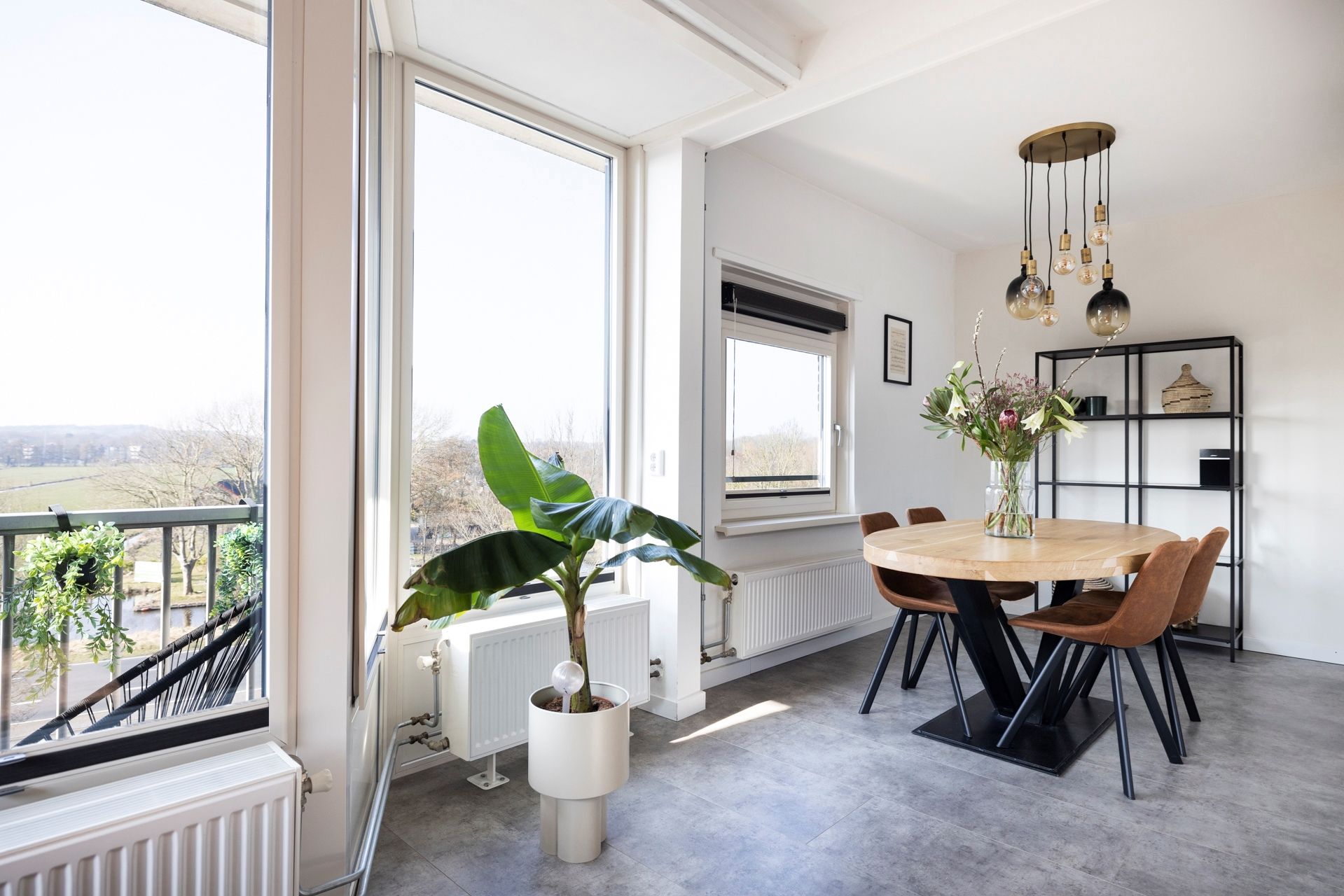 Foto 15 van Delftlaan 433-III