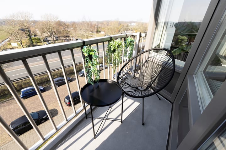 Foto 18 van Delftlaan 433-III