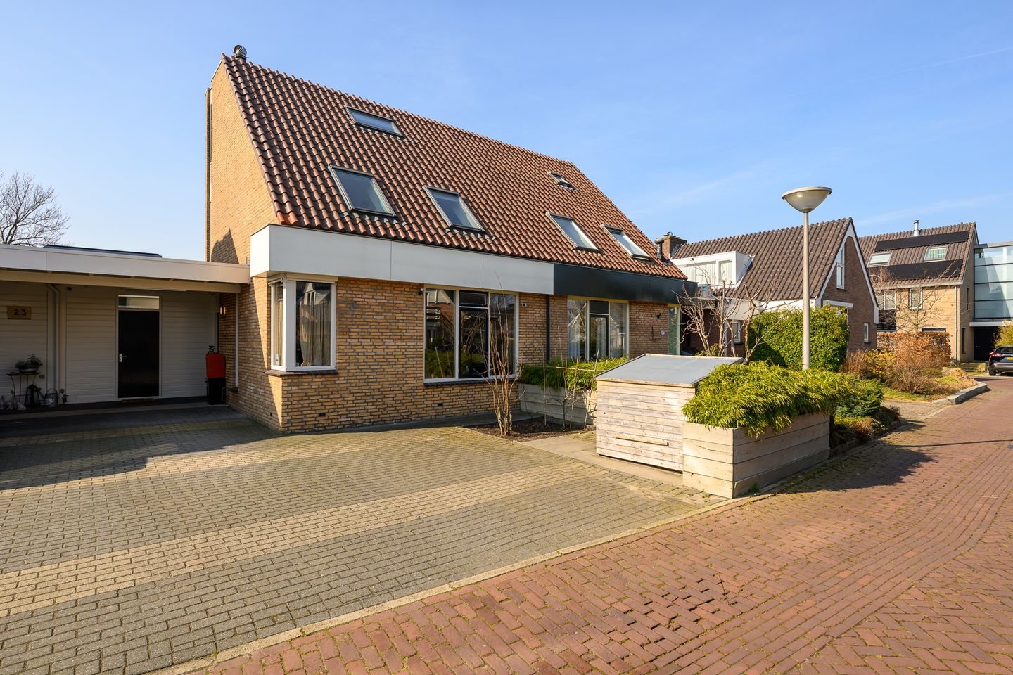 Foto 1 van Baljuw 25