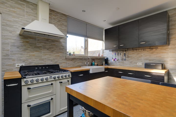 Photo 11 of Baljuw 25