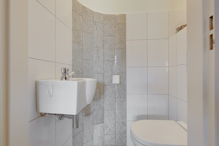 Photo 17 of Baljuw 25