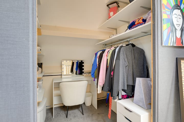 Photo 30 of Baljuw 25