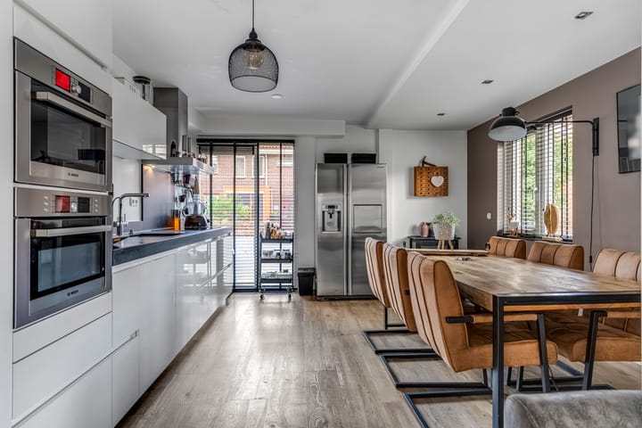 Foto 8 van Poelbos 19