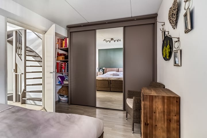 Foto 14 van Poelbos 19