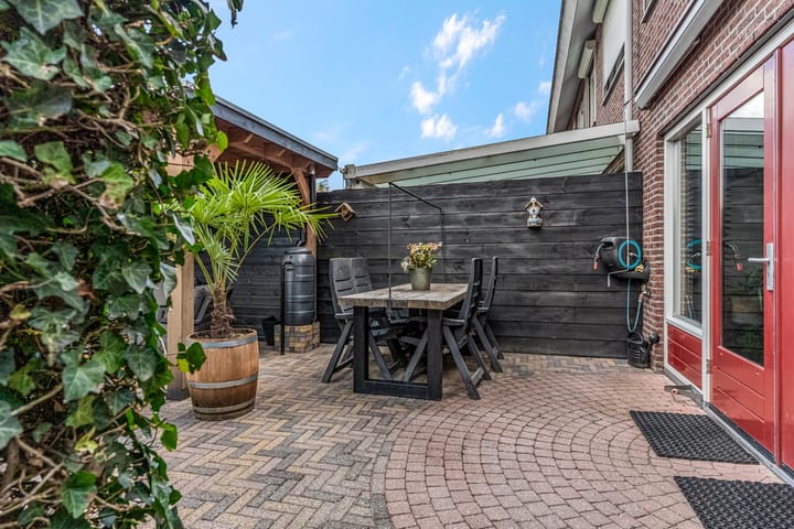 Foto 26 van Poelbos 19