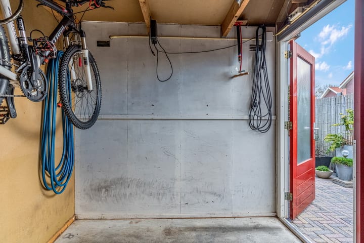 Foto 28 van Poelbos 19