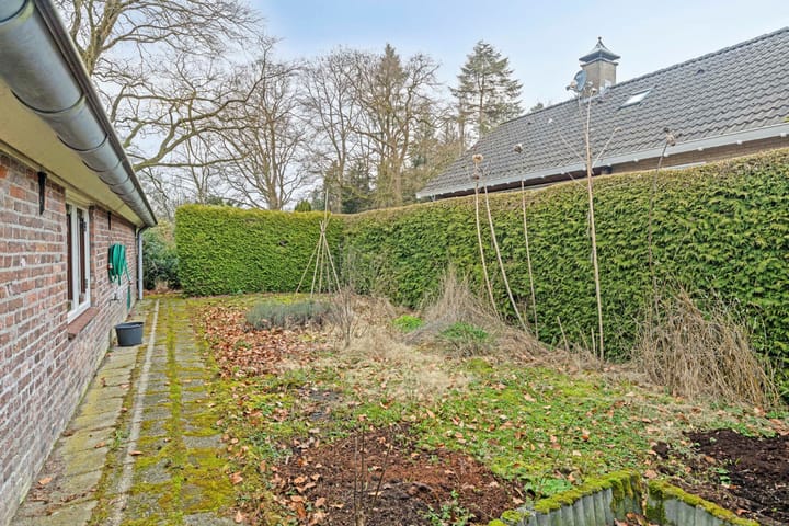 Foto 42 van Bergkloosterweg 74