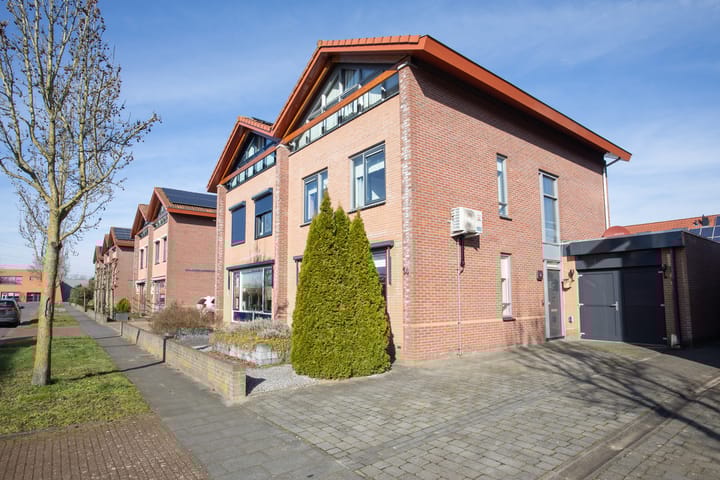 Foto 5 van Avenue 14