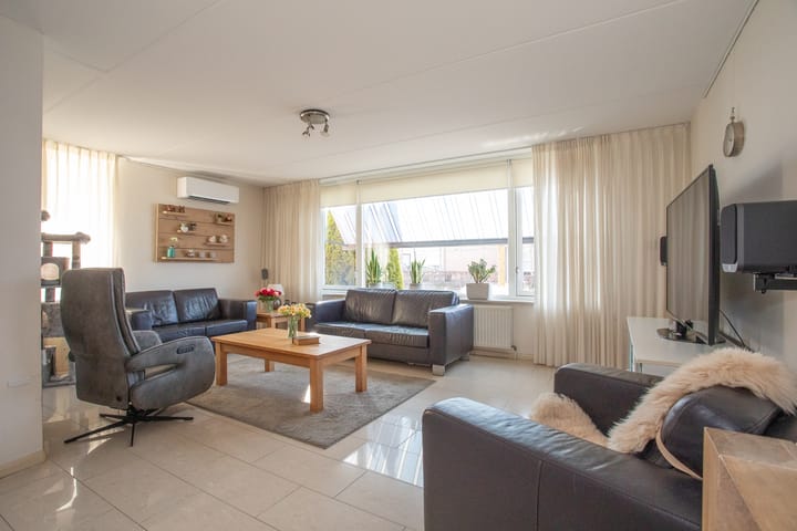 Foto 10 van Avenue 14