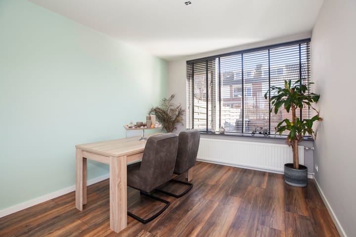 Foto 9 van Burgemeester Dekkingstraat 49