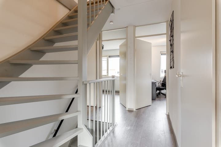 Foto 17 van Novemberstraat 102