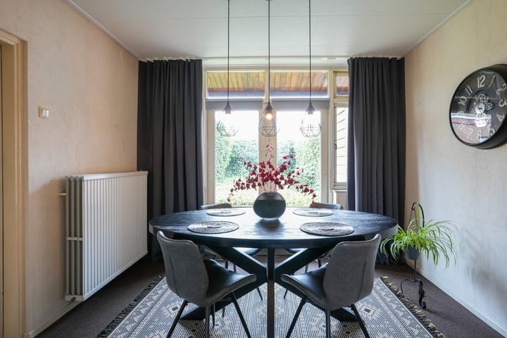 Foto 10 van Broeksittarderweg 179