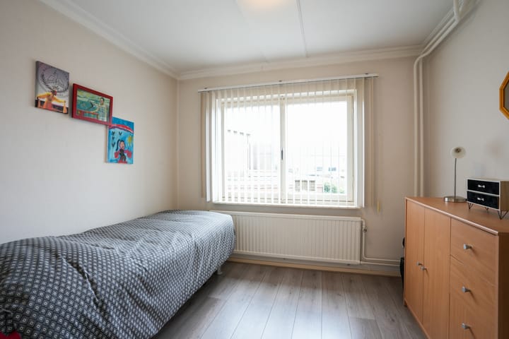 Foto 23 van Broeksittarderweg 179