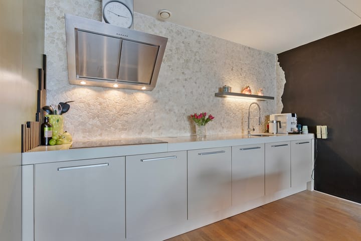 Foto 18 van Bas Paauwestraat 82