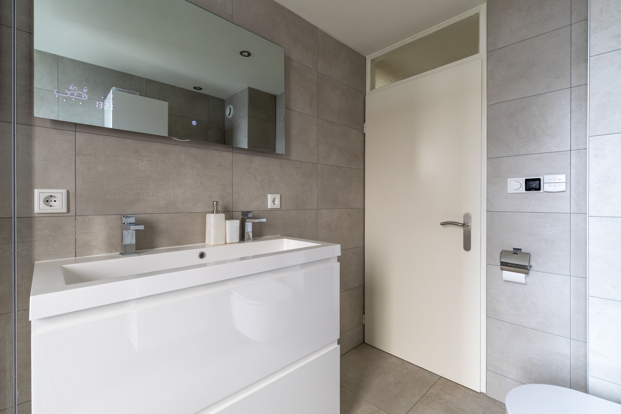 Foto 39 van Leidekkerstraat 36