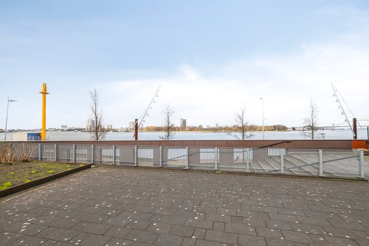 Foto 33 van Bas Paauwestraat 82