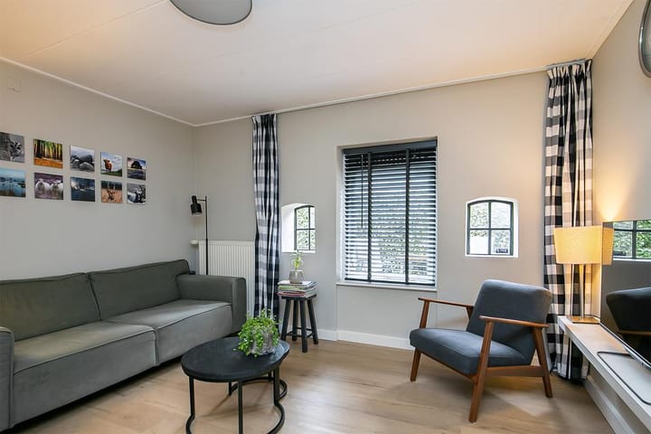 Foto 12 van Heuvelenweg 45-A