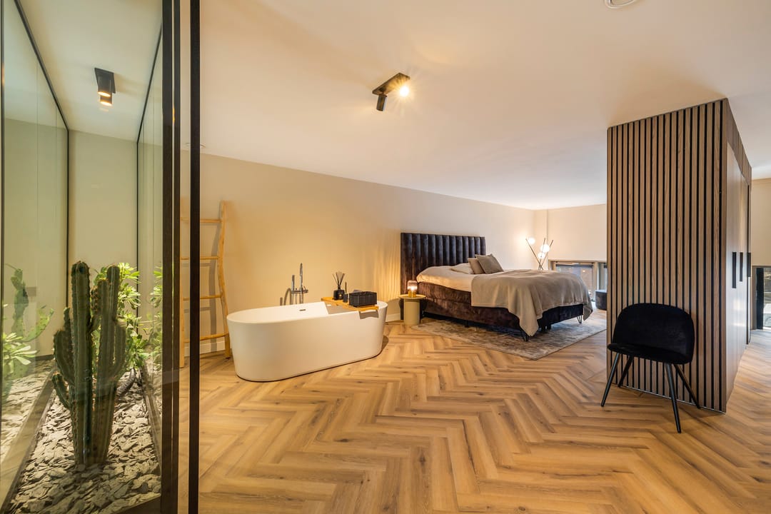 Photo 2 of Madridstraat 24