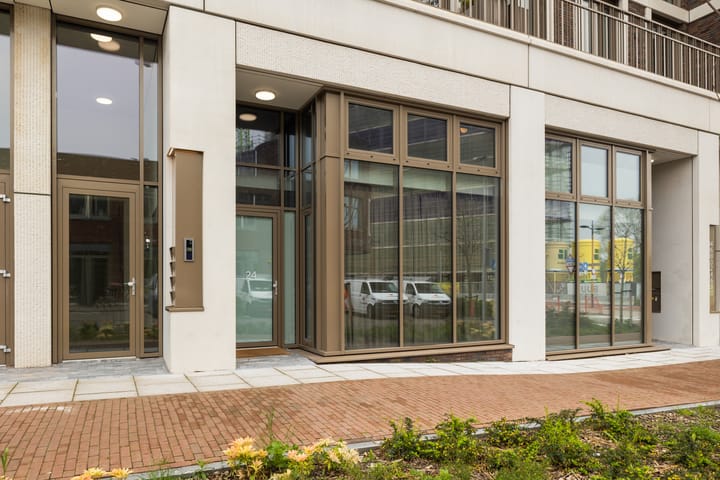 Photo 5 of Madridstraat 24