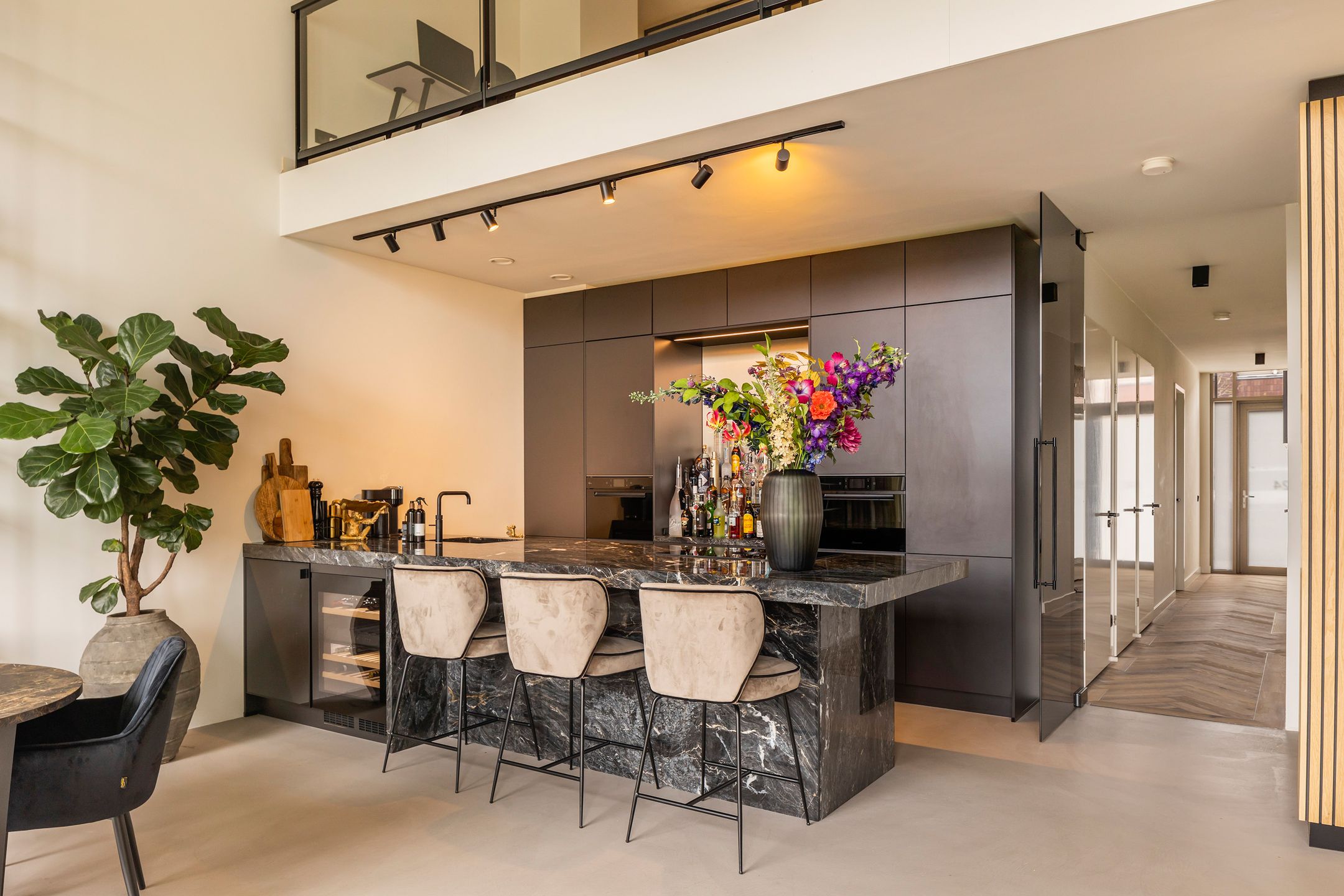 Photo 9 of Madridstraat 24