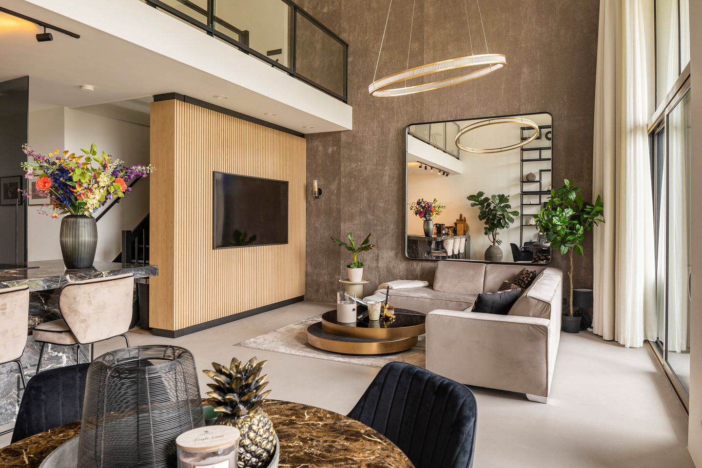 Photo 10 of Madridstraat 24